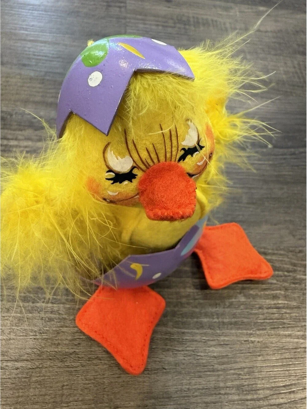 Annalee Easter Duckling Duck Chick In Cracked Egg 6.75” Tall 2011